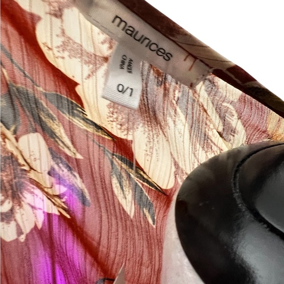 Maurices metallic floral open front kimono Large/XLarge - Picture 6 of 7